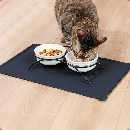 Silicone Waterproof Pet Feeding Mat for Dogs and Cats - Portable Outdoor Food and Water Bowl Pad